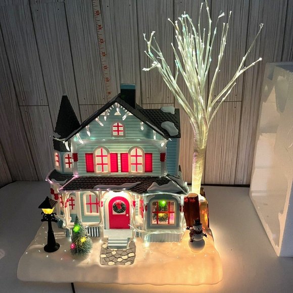 Avon Holiday Vtg Avon Fiber Optic Holiday Splendor Christmas House